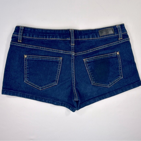 Celebrity Pink Mini Jean Shorts Size 11 Juniors - Picture 4 of 11